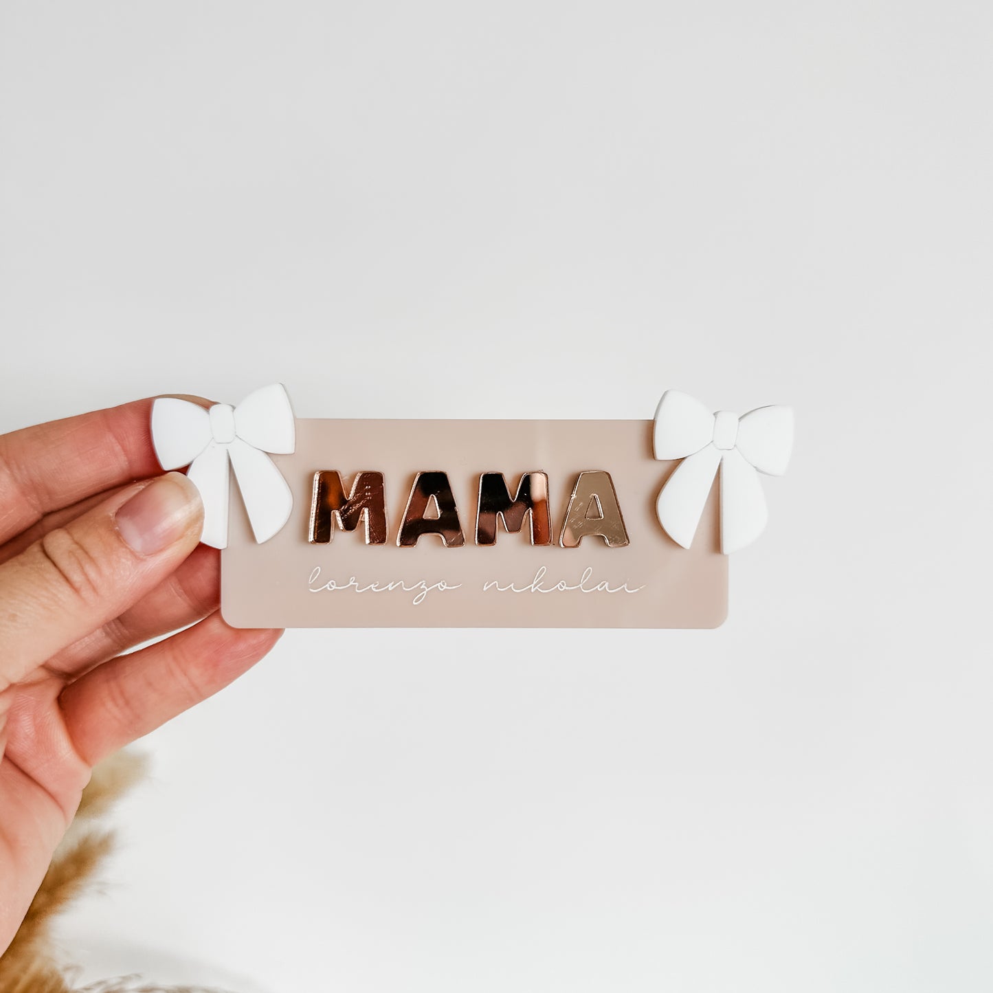 Mama Bow Magnet