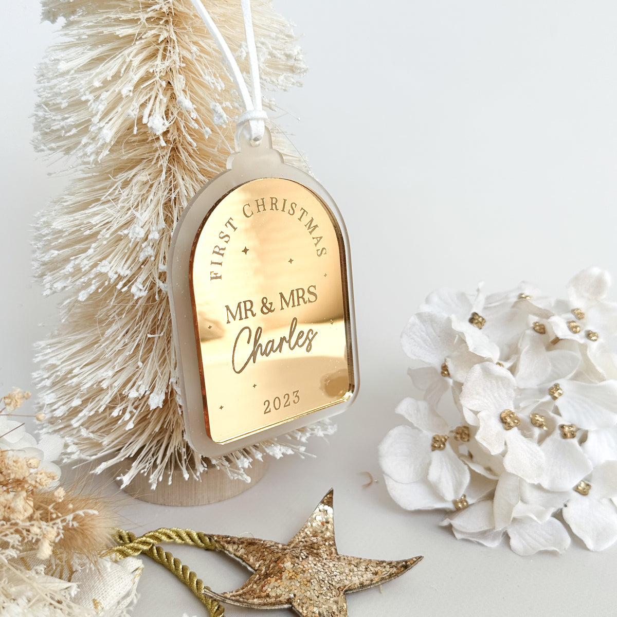 First Christmas Mr & Mrs Couple Newlywed Wedding Personalised Baubles