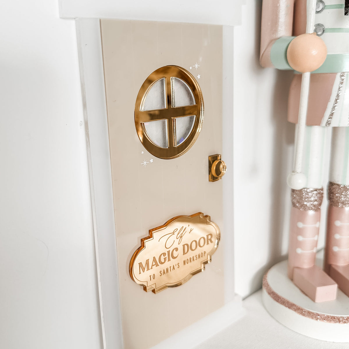 Christmas Elf Door – Acrylic Magical Holiday Decoration with Iridescent Windows & Luxe Golden Sign